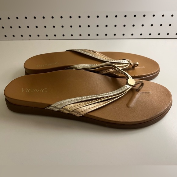 Vionic Catalina Sandals in Mix Metallic - Picture 10 of 15